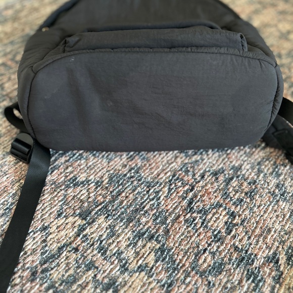 A new day “puff dome” backpack - Picture 5 of 7